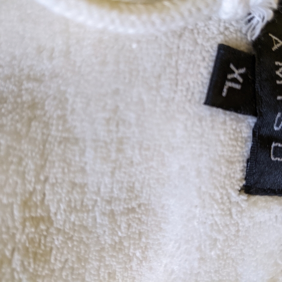 Top - Picture 3 of 5